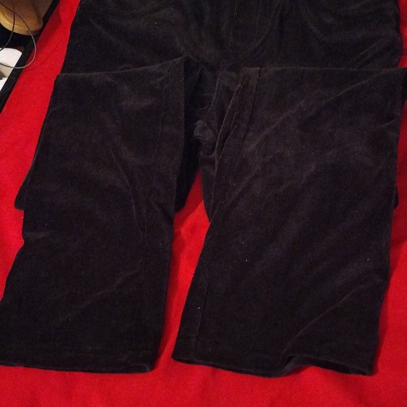 Corduroy pants - Picture 8 of 8